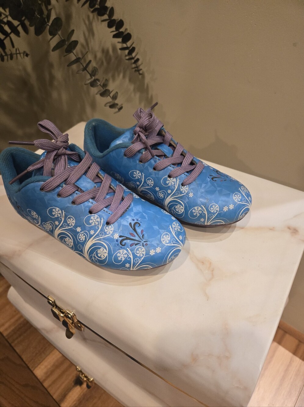 Blue Floral Girls Athletic Soccer Sneakers 11c
